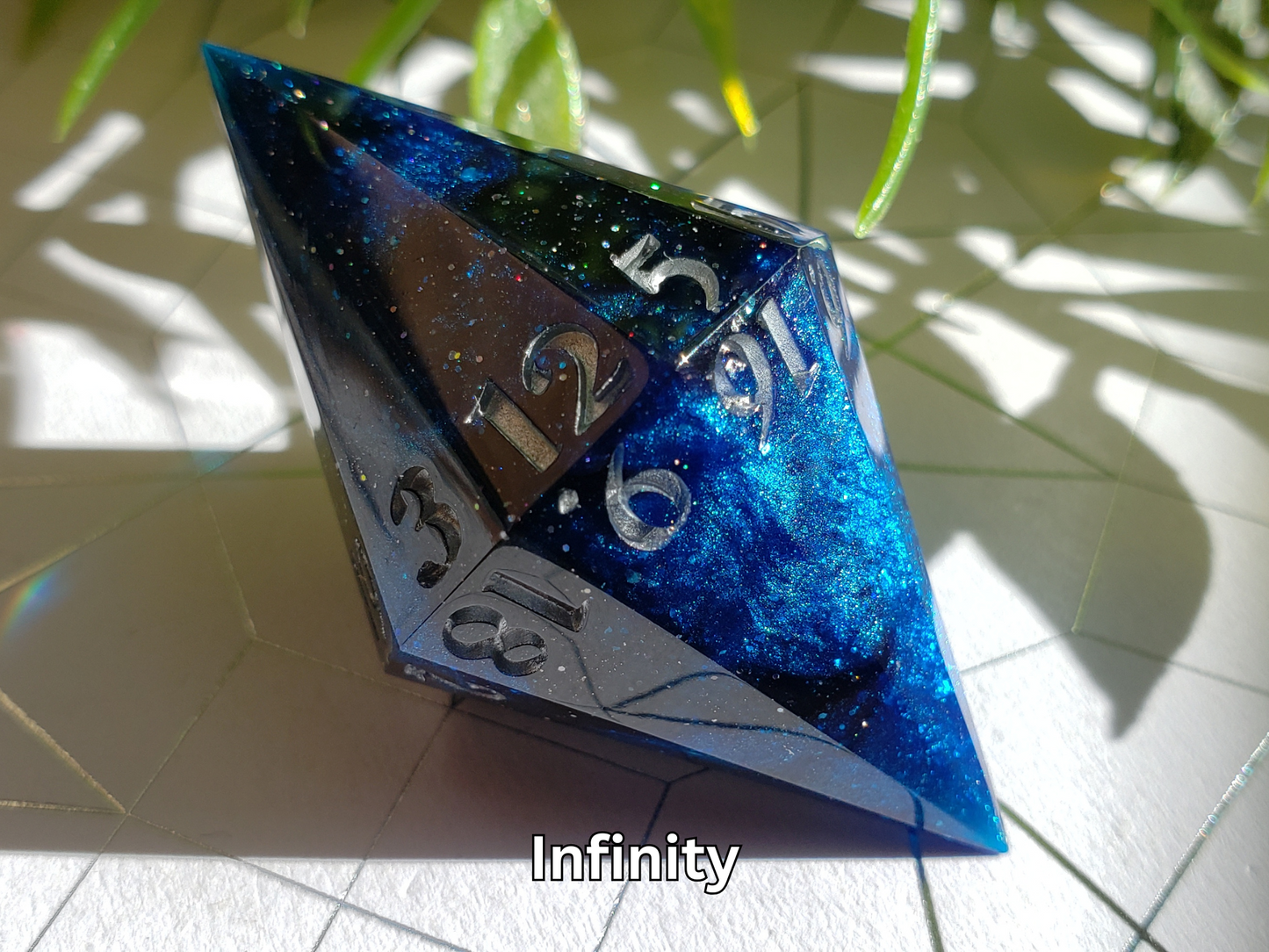 Gem-Shaped 'Stabby' D20