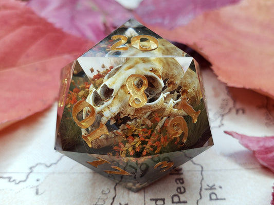 The Teeth of Autumn | Jumbo D20