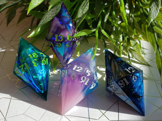 Gem-Shaped 'Stabby' D20