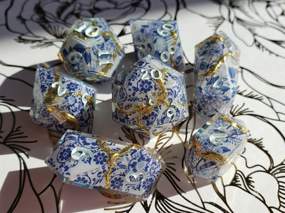 Kintsugi