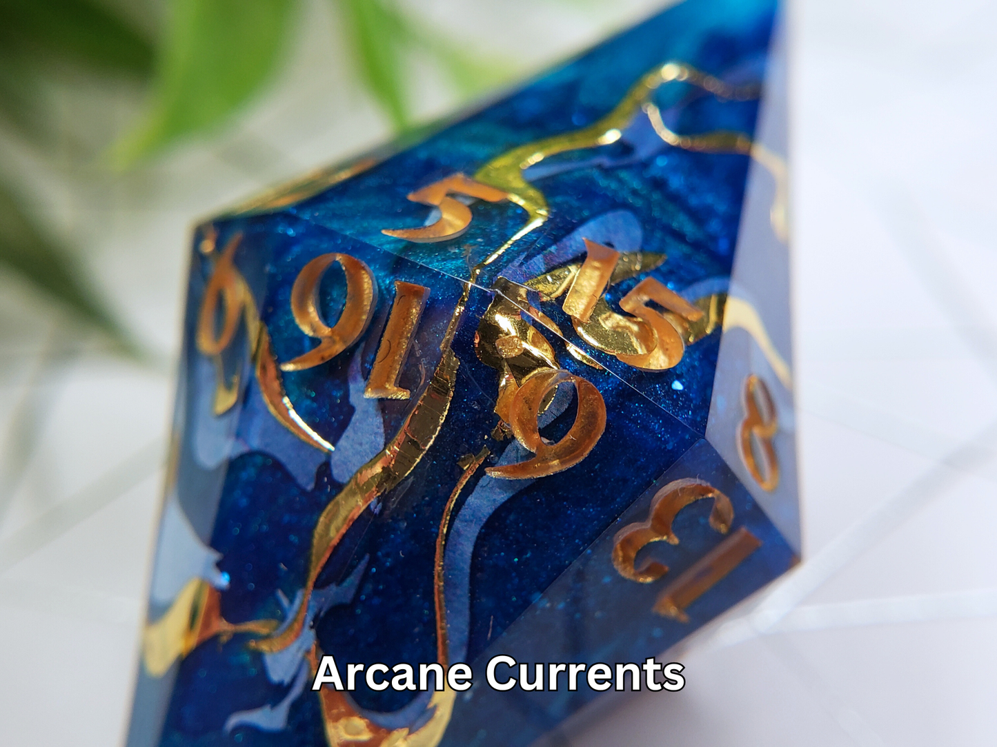 Gem-Shaped 'Stabby' D20